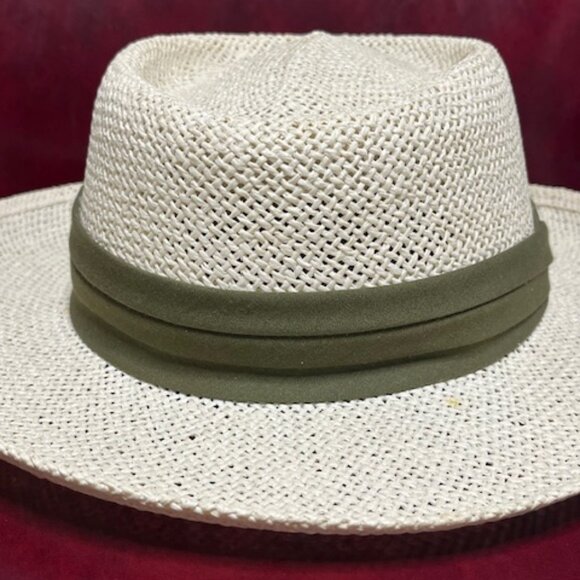 Natural Fiber Straw Fedora Casual Sun Hat w/Pleated Green Band - Picture 5 of 15